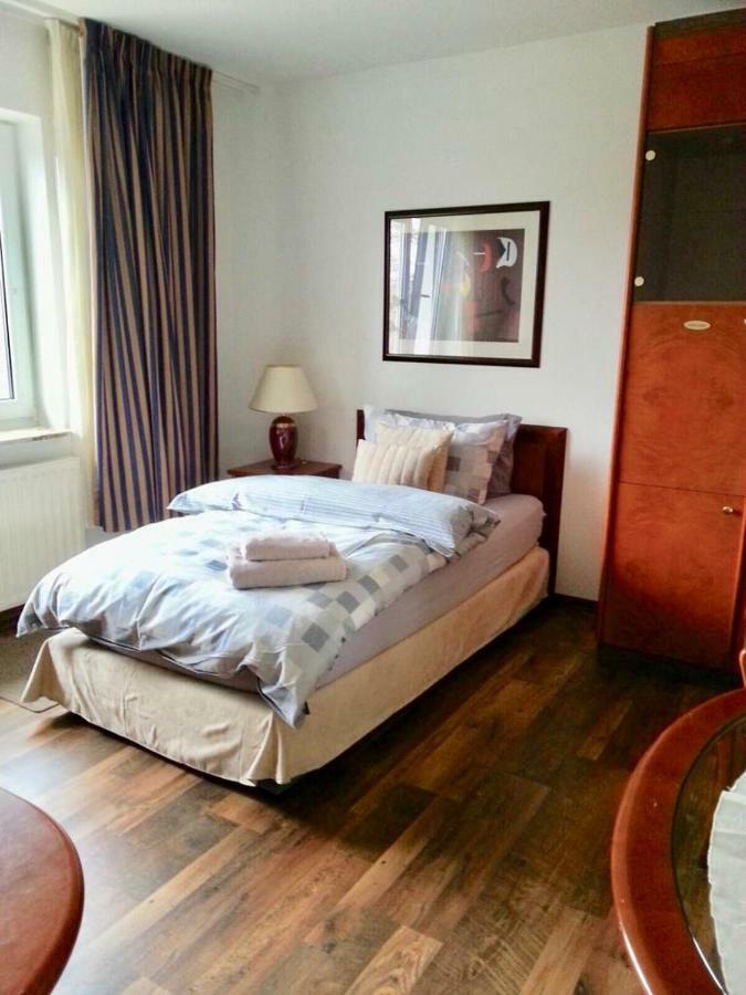 Ingrids Ferienwohnung Mit Balkon In Thiede Naehe See Salzgitter Buitenkant foto